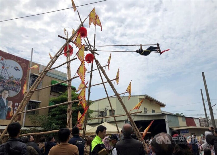 Taiwan’s Historic High Swing Festival in Chiayi City A 200-Year-Old Tradition Lives On