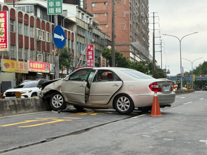 🚨 Sanxia Tragedy 78-Year-Old Driver Kills 3 in Fatal Crash After Mysterious 20-Minute Aimless Drive